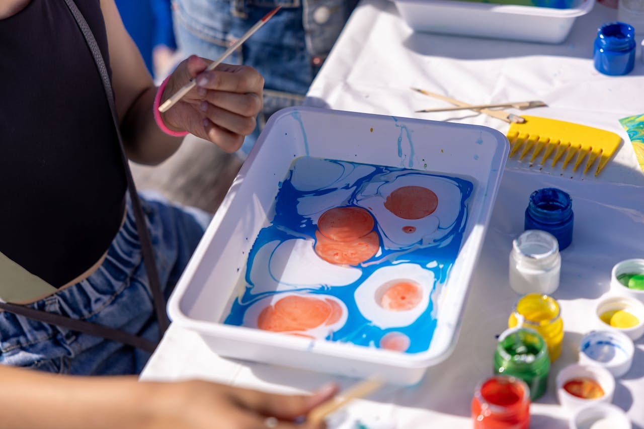 Kies de juiste verf voor elke kamer: praktische tips en trucs